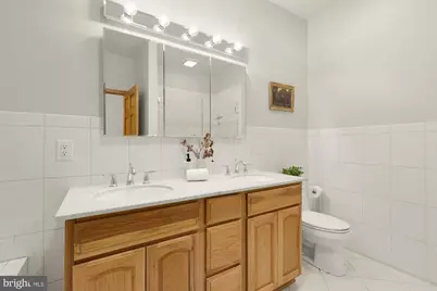 1121 S Clinton Street, Baltimore, MD 21224 - Photo 21
