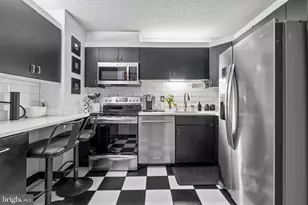 111 Hamlet Hill Rd, Baltimore, MD 21210 - Photo 7