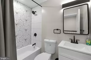 2639 Loyola Northway, Baltimore, MD 21215 - Photo 17
