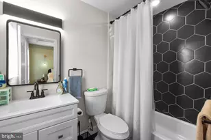 2639 Loyola Northway, Baltimore, MD 21215 - Photo 13