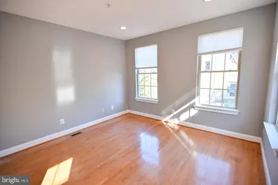 2119 E Fairmount Avenue, Baltimore, MD 21231 - Photo 15