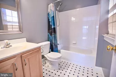 2119 E Fairmount Avenue, Baltimore, MD 21231 - Photo 33