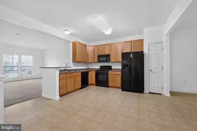 5310 Wyndholme Circle #79, Baltimore, MD 21229 - Photo 7