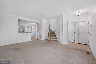 5310 Wyndholme Cir, Baltimore, MD 21229 - Photo 3