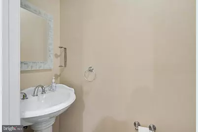 1 S East Avenue, Baltimore, MD 21224 - Photo 15
