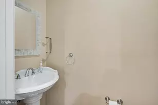 1 S East Ave, Baltimore, MD 21224 - Photo 15