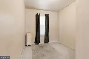 2807 W Lafayette Ave W, Baltimore, MD 21216 - Photo 9