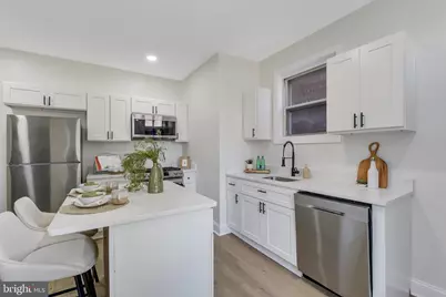 320 E Lorraine Avenue, Baltimore, MD 21218 - Photo 9