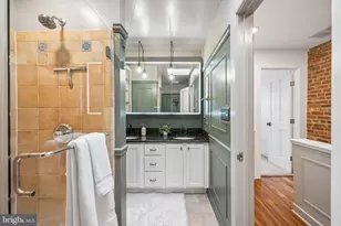 131 N Lakewood Ave, Baltimore, MD 21224 - Photo 29