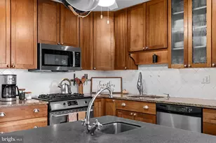 2110 E Baltimore St, Baltimore, MD 21231 - Photo 15