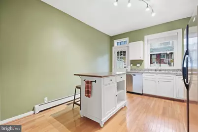 719 S Linwood Avenue, Baltimore, MD 21224 - Photo 13