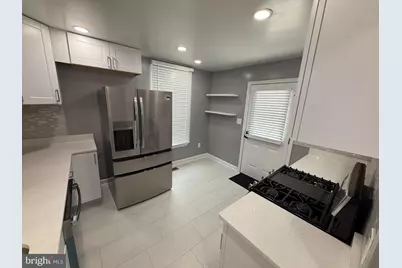 605 N Fremont Avenue N, Baltimore, MD 21201 - Photo 17