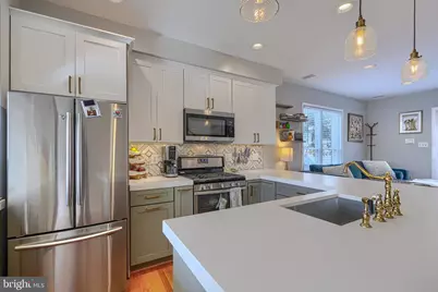 701 S Streeper Street, Baltimore, MD 21224 - Photo 9