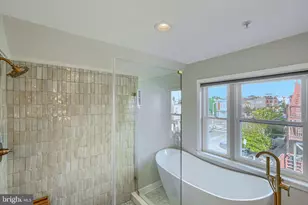 701 S Streeper St, Baltimore, MD 21224 - Photo 39
