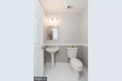 100 Harborview Drive #1011, Baltimore, MD 21230 - Photo 5