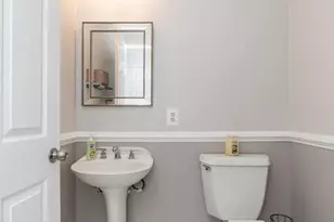 100 Harborview Dr, Baltimore, MD 21230 - Photo 5