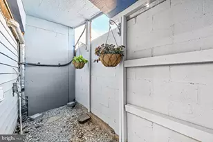 308 S Regester Street S, Baltimore, MD 21231 - Photo 21
