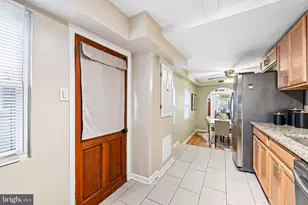 308 S Regester Street S, Baltimore, MD 21231 - Photo 9