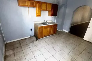 2636 McElderry St, Baltimore, MD 21205 - Photo 7
