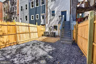 810 N Carey St, Baltimore, MD 21217 - Photo 37