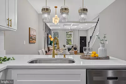 810 N Carey Street, Baltimore, MD 21217 - Photo 13