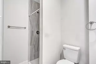 401 N Robinson St, Baltimore, MD 21224 - Photo 21