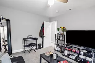 2905 E Federal St, Baltimore, MD 21213 - Photo 11