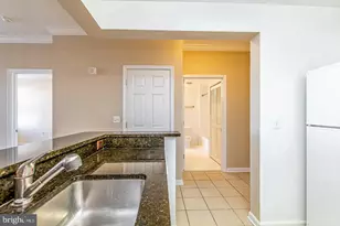 23 Pierside Dr, Baltimore, MD 21230 - Photo 9
