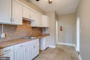 4299 Falls Rd, Baltimore, MD 21211 - Photo 19