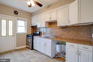 4299 Falls Rd, Baltimore, MD 21211 - Photo 17