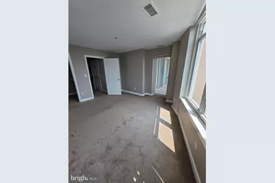 100 Harborview Drive #906, Baltimore, MD 21230 - Photo 9