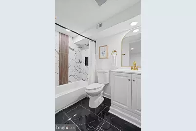 517 N Edgewood Street, Baltimore, MD 21229 - Photo 25