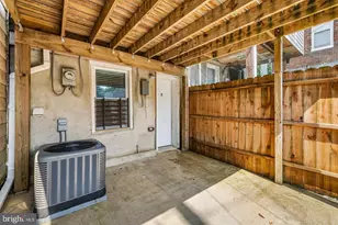317 Font Hill Ave, Baltimore, MD 21223 - Photo 31