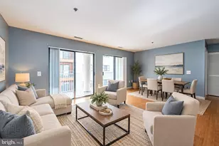 2702 Lighthouse Pt E, Baltimore, MD 21224 - Photo 1