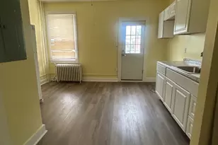 5322 Cordelia Ave, Baltimore, MD 21215 - Photo 9