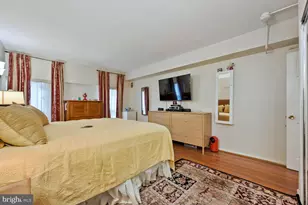 3601 Clarks Ln, Baltimore, MD 21215 - Photo 19
