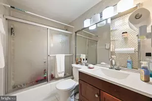 3601 Clarks Ln, Baltimore, MD 21215 - Photo 23