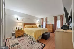 3601 Clarks Ln, Baltimore, MD 21215 - Photo 17
