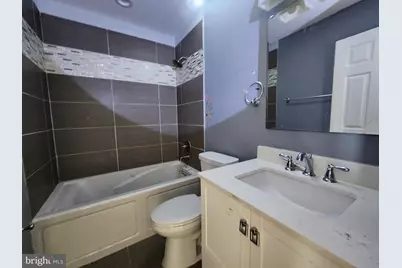 2036 E Fayette Street, Baltimore, MD 21231 - Photo 25