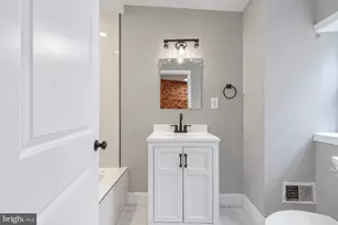 1505 W Pratt St, Baltimore, MD 21223 - Photo 25