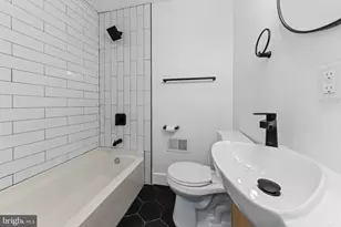 914 N Milton Ave, Baltimore, MD 21205 - Photo 5
