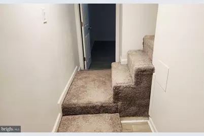519 E 28th Street E, Baltimore, MD 21218 - Photo 23
