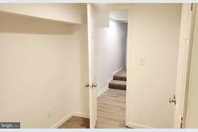 519 E 28th Street E, Baltimore, MD 21218 - Photo 13