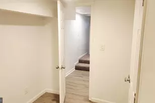 519 E 28th Street E, Baltimore, MD 21218 - Photo 13