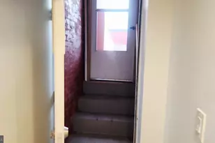 519 E 28th Street E, Baltimore, MD 21218 - Photo 21