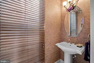 2323 Boston St, Baltimore, MD 21224 - Photo 25