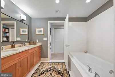 1200 Steuart Street #327, Baltimore, MD 21230 - Photo 33