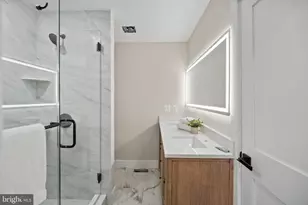 3921 Roland Ave, Baltimore, MD 21211 - Photo 15