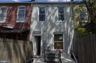 2749 W Fairmount Ave, Baltimore, MD 21223 - Photo 15