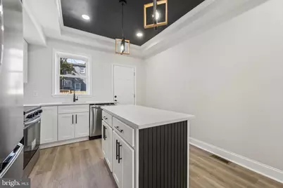 702 N Lakewood Avenue, Baltimore, MD 21205 - Photo 9